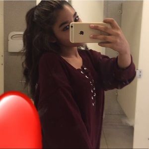 Long sleve forever 21 maroon sweater